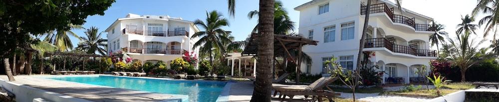 Hotel Albatross Ocean View à Dongwe Extérieur photo