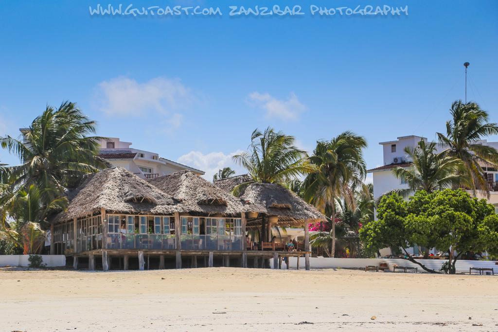 Hotel Albatross Ocean View à Dongwe Extérieur photo