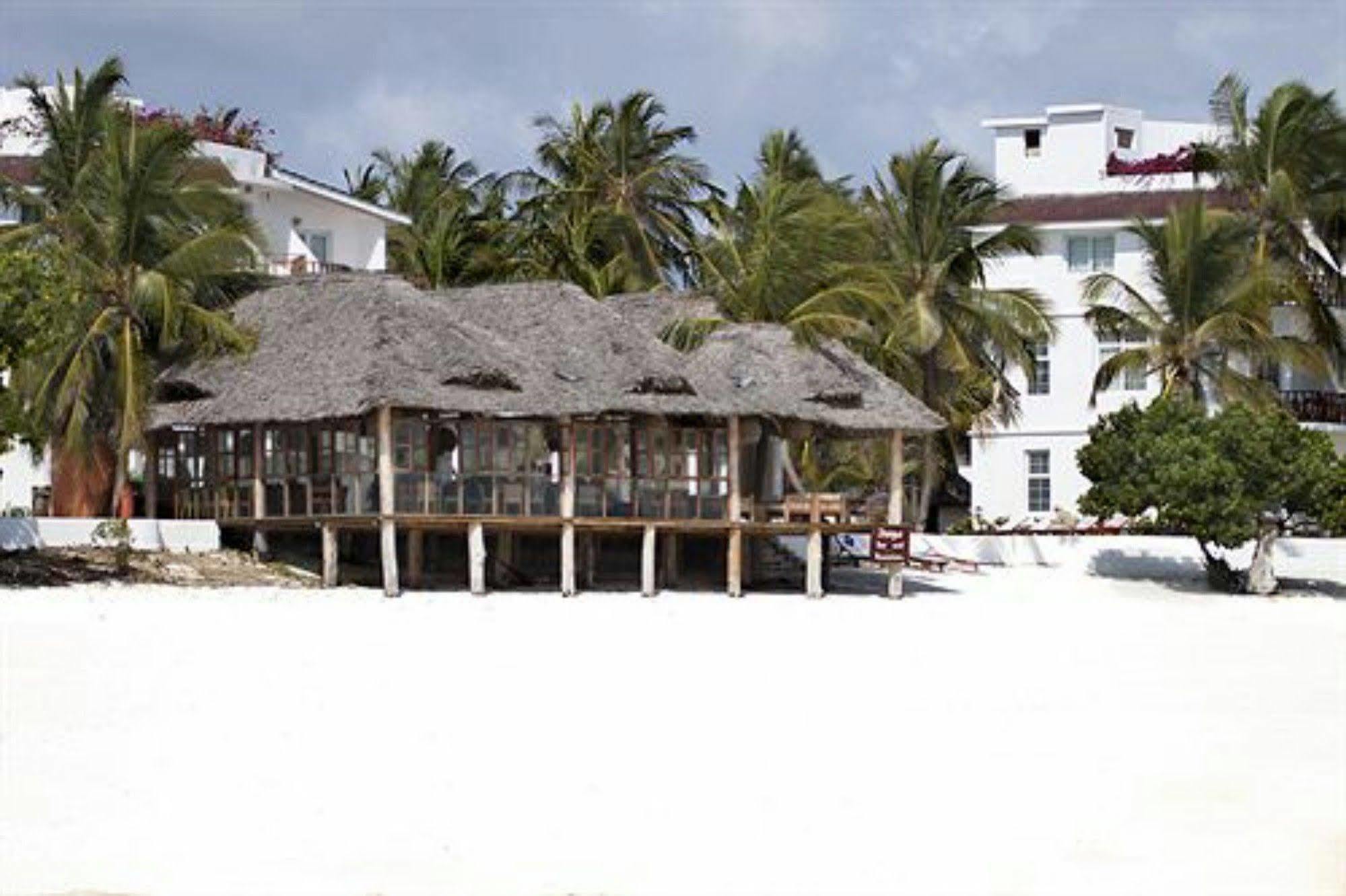 Hotel Albatross Ocean View à Dongwe Extérieur photo